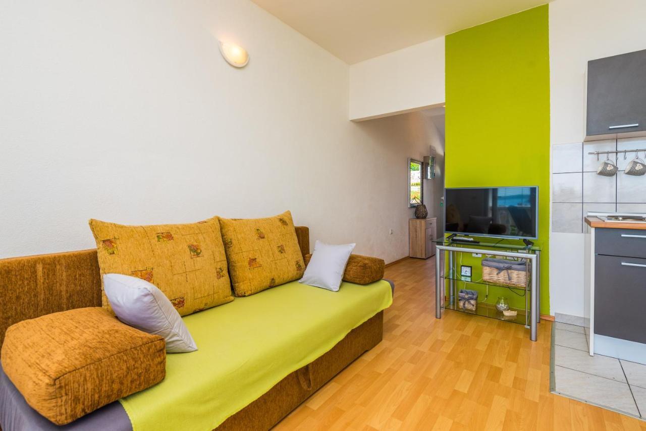 Apartments Marko Dominik Ražanac Eksteriør billede