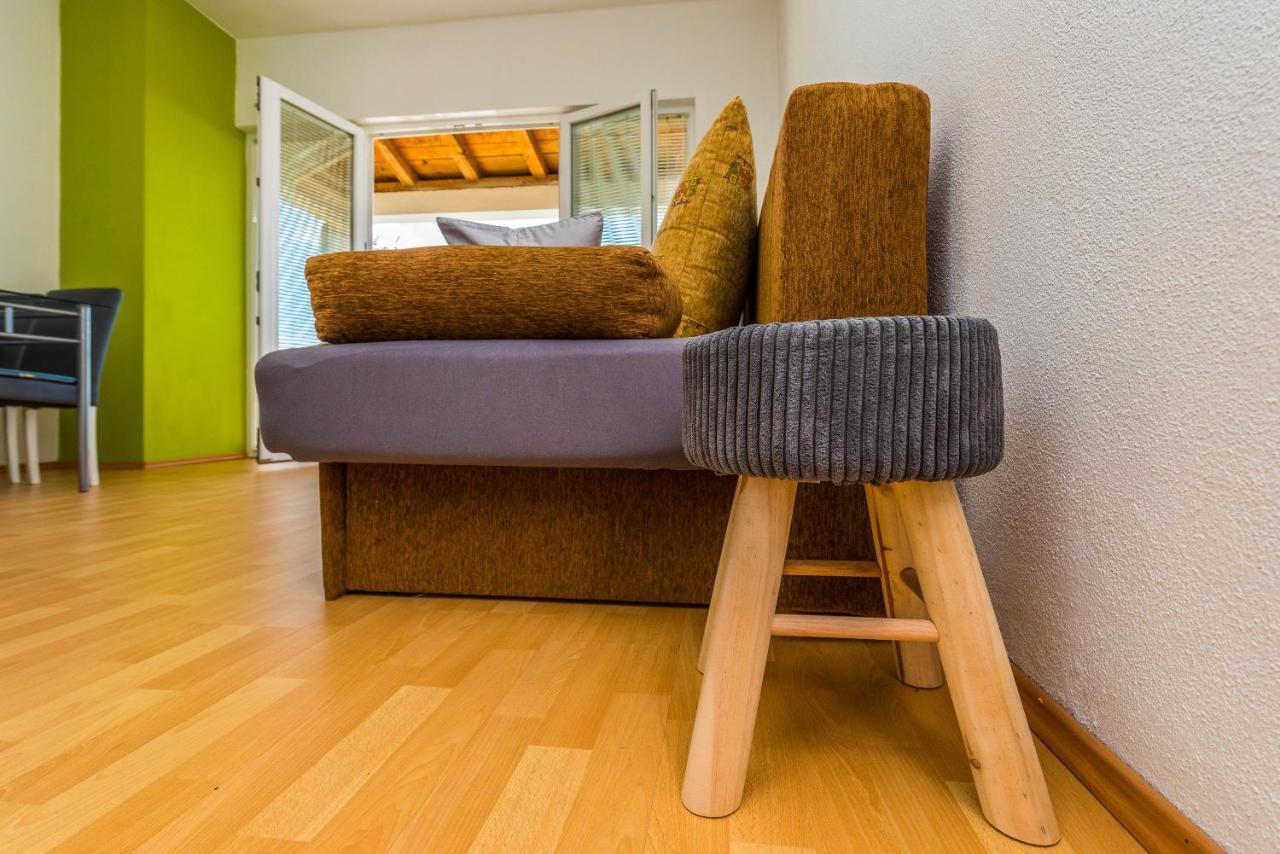 Apartments Marko Dominik Ražanac Eksteriør billede