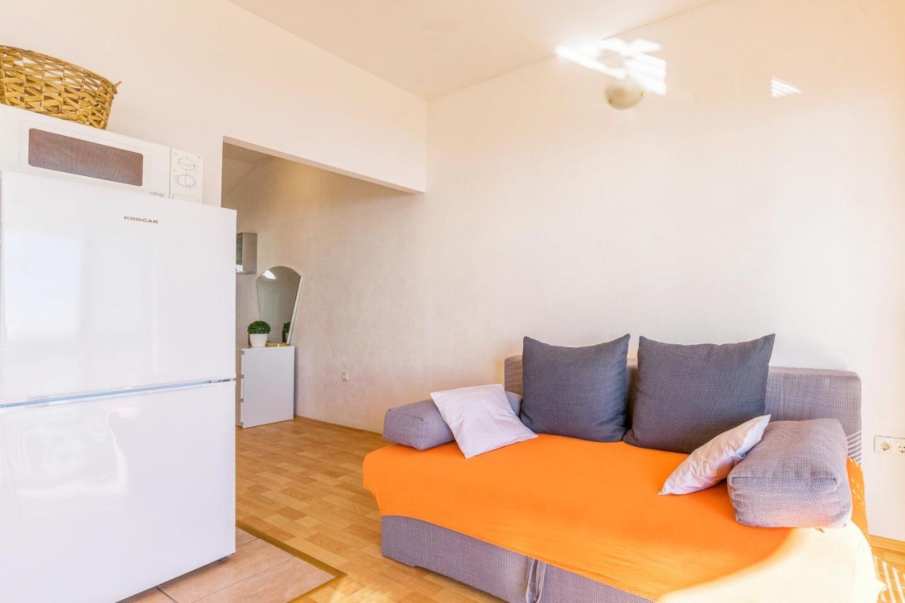 Apartments Marko Dominik Ražanac Eksteriør billede