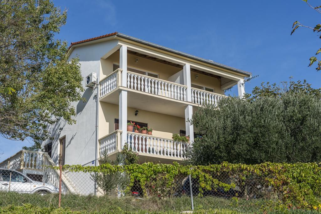 Apartments Marko Dominik Ražanac Eksteriør billede